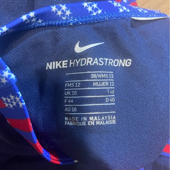 Nike LIKE NEW Hydrastrong Multi Print Fastback One Piece Swimsuit game royal 38 - Picture 5 of 6